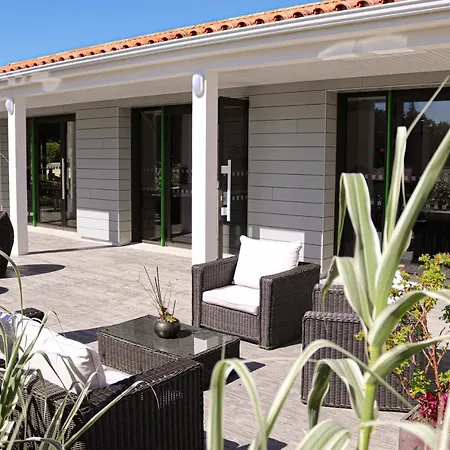 Village De פארק נופש 3*