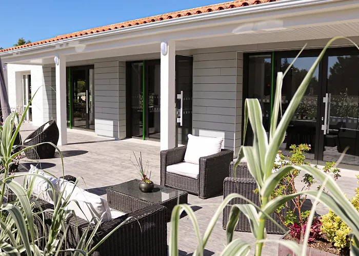 Village De Ferienpark 3*