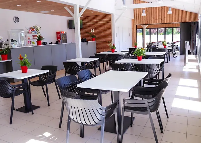 Village De Chantonnay